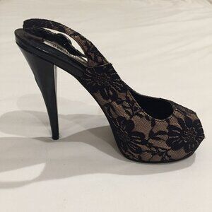 Jennnifer Lopez floral lace heels